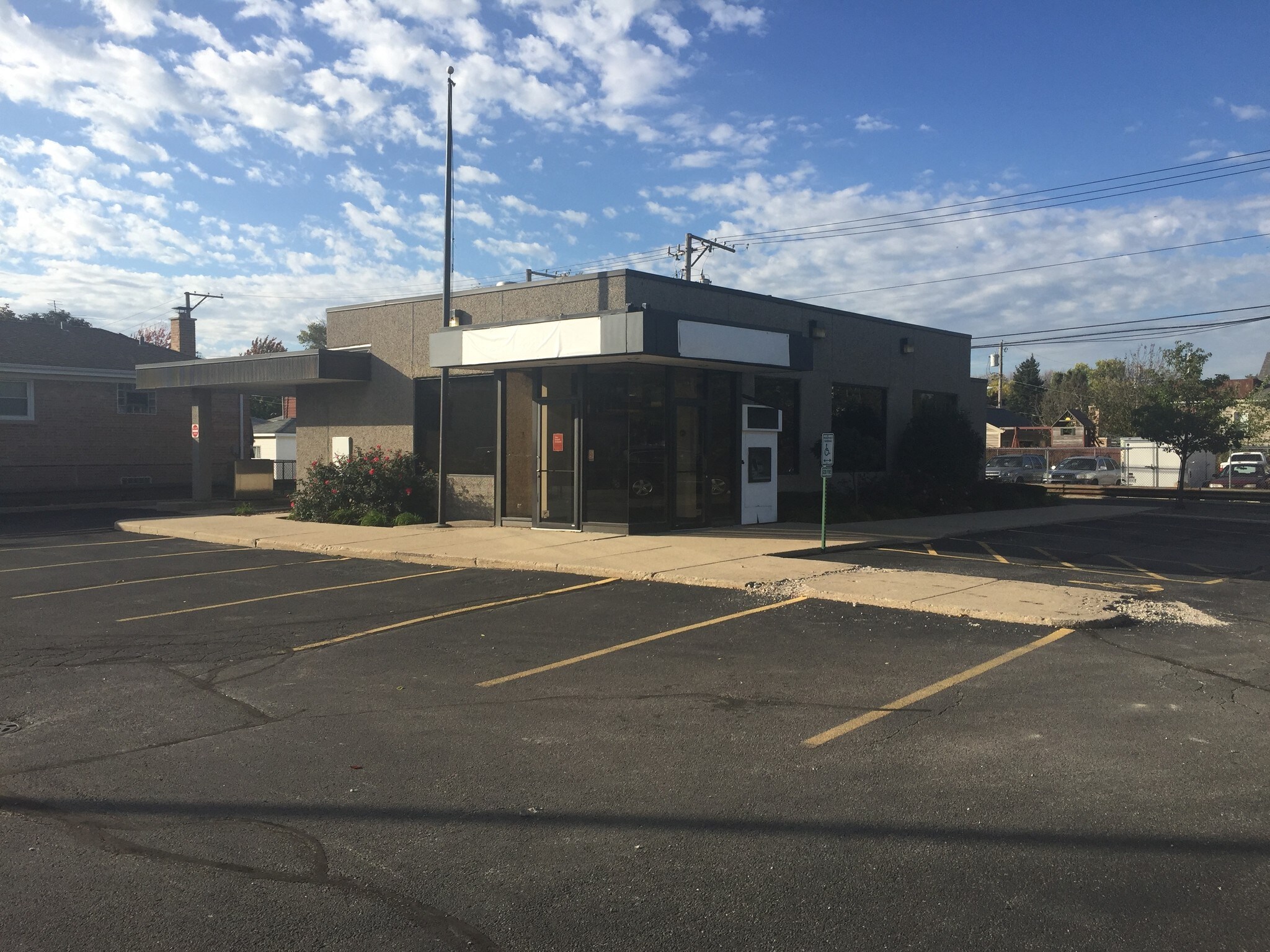 6000 W Montrose Ave, Chicago, IL for Sale
