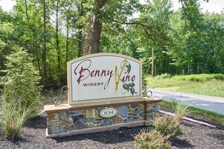 Geneva, OH Specialty - 834 Clyde Hill (South Countyline Rd)