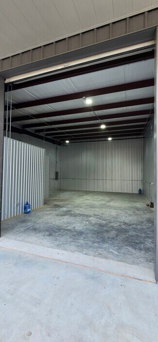 Porter, TX Industrial - 19021 McKenzie Ln Porter, TX Industrial - 19021 McKenzie Ln