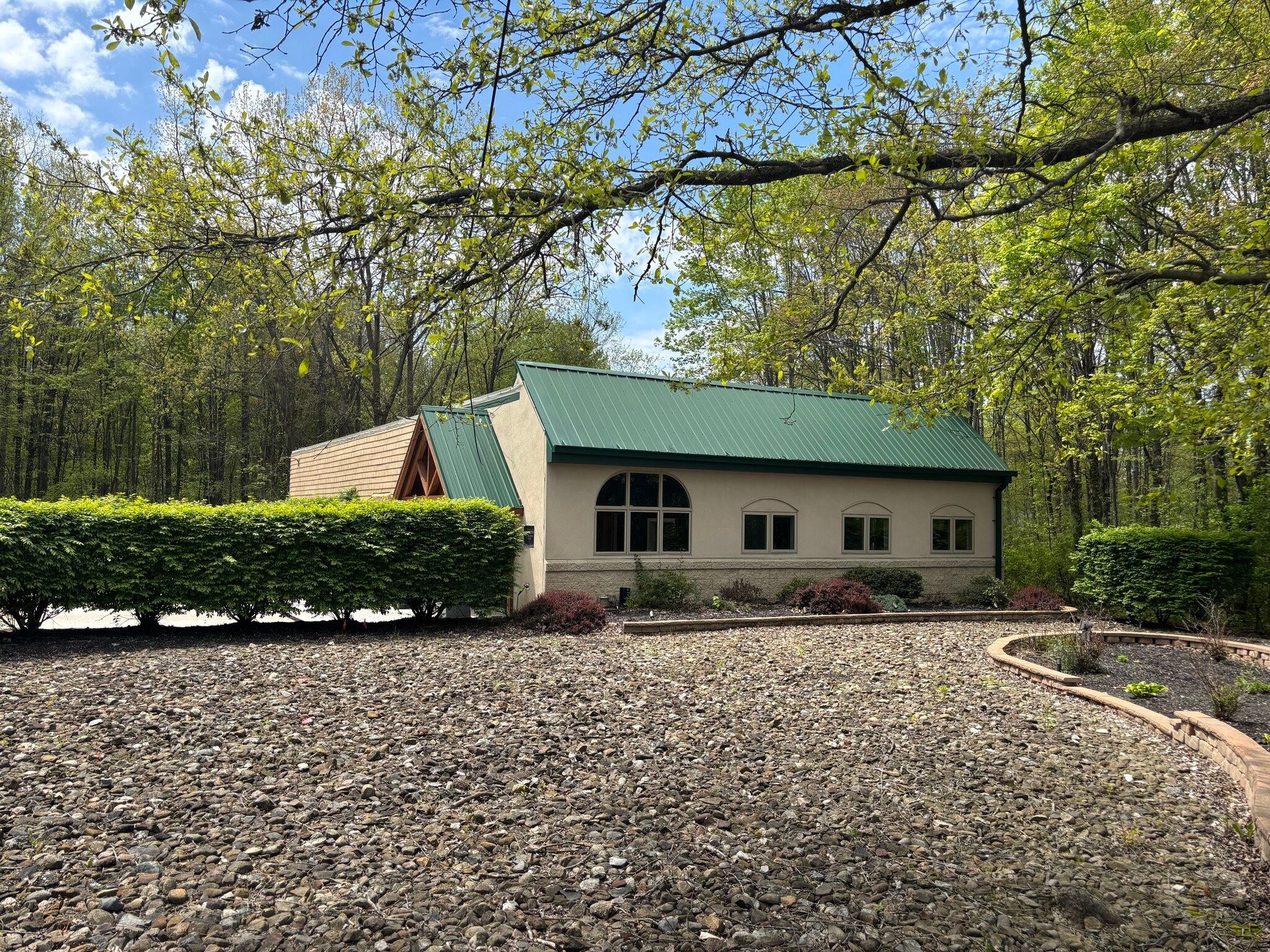 7984 Olde 8 Rd, Northfield, OH for Sale