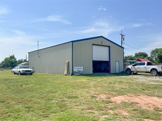 Clinton, OK Specialty - 300 N 14th St