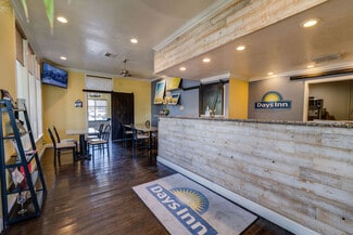 Lodi, CA Hospitality - 710 S Cherokee Ln