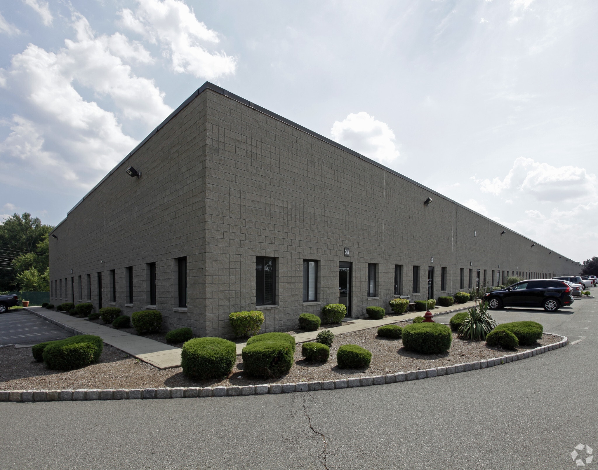 15A Melanie Ln, East Hanover, NJ for Rent