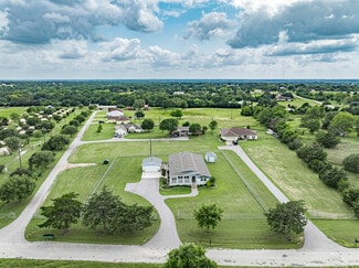 Brenham, TX Commercial - 305 O Malley Rd