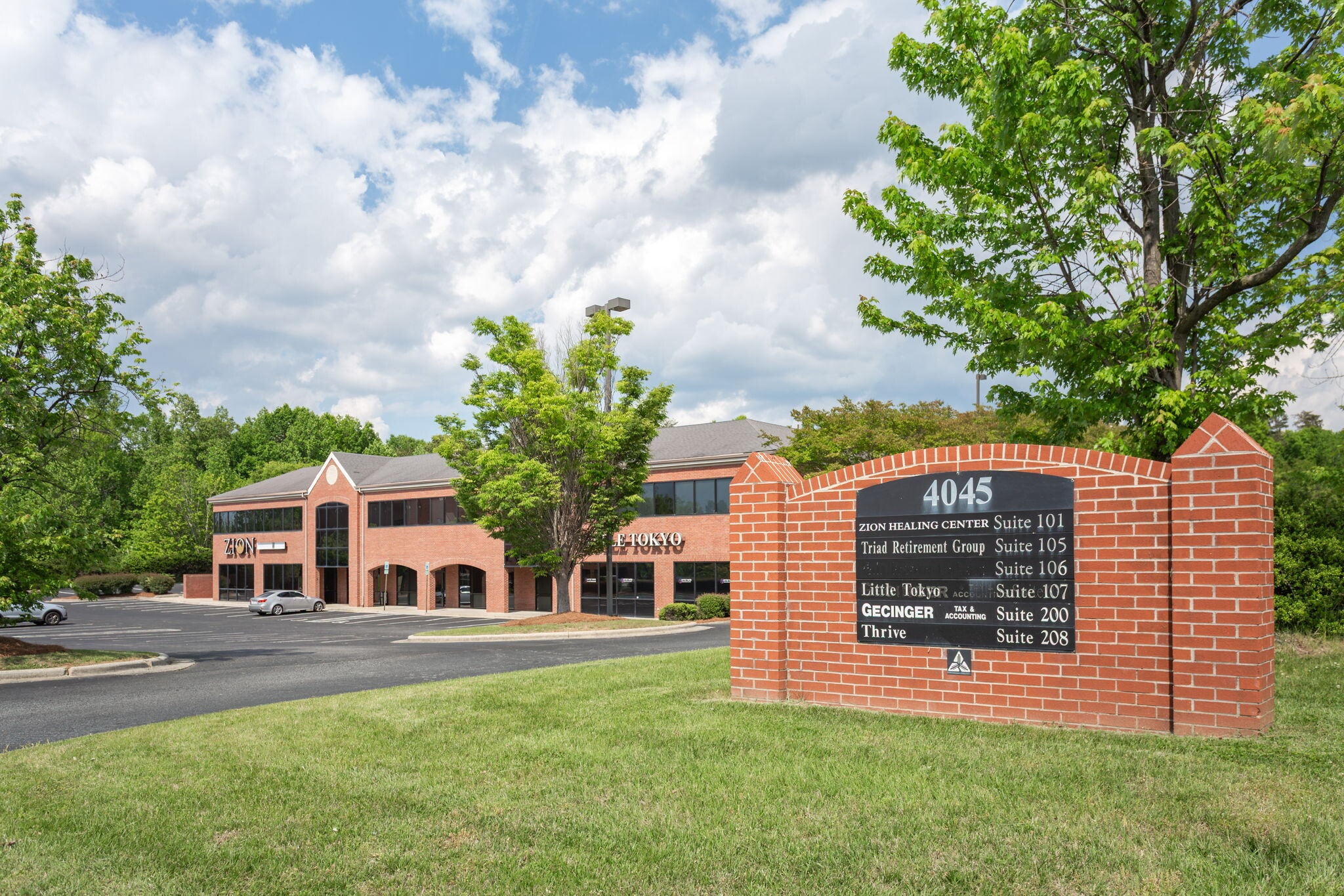 4045 Premier Dr, High Point, NC for Rent
