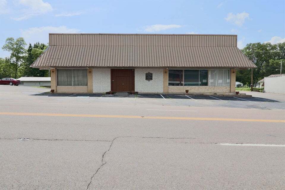 617 N 22nd Ave, Humboldt, TN for Sale