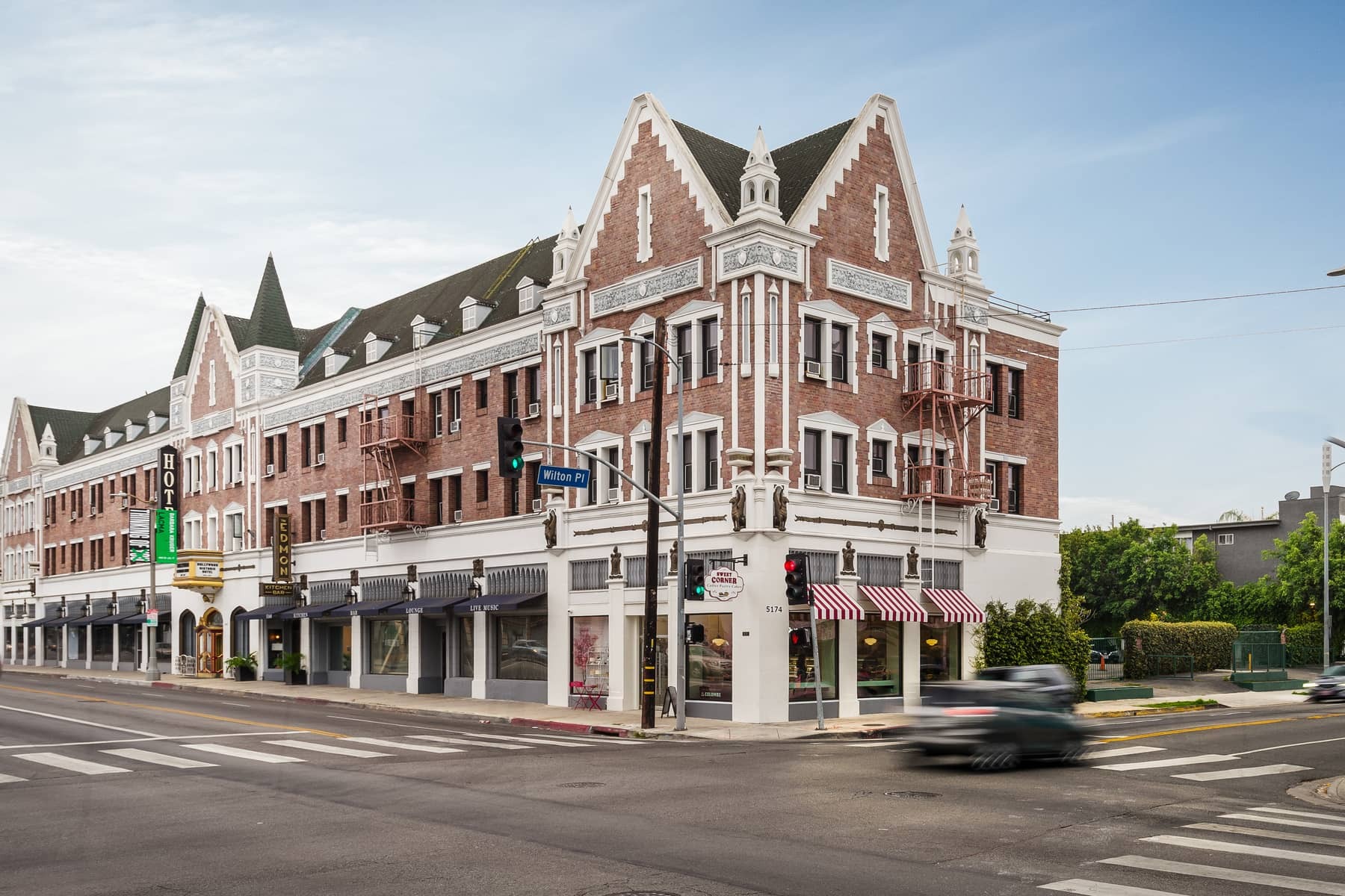 5150-5174 Melrose Ave, Los Angeles, CA for Rent