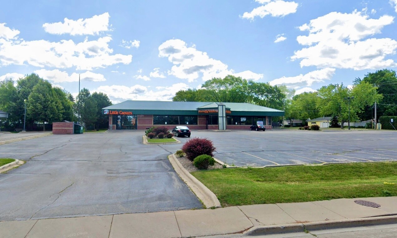 3921 S Webster Ave, Green Bay, WI for Rent