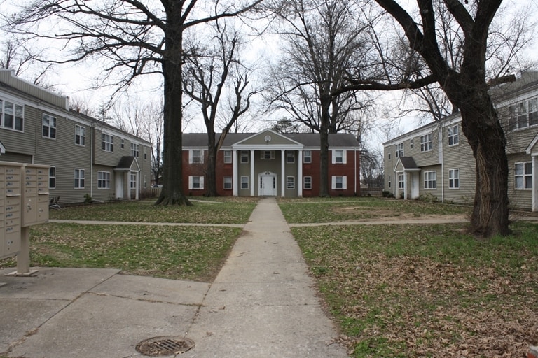 1500 Oleanda Ave, Louisville, KY for Sale