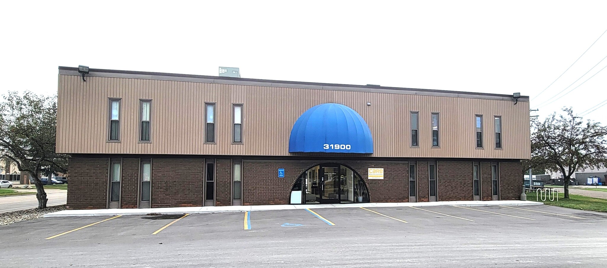 31900 Utica Rd, Fraser, MI for Sale