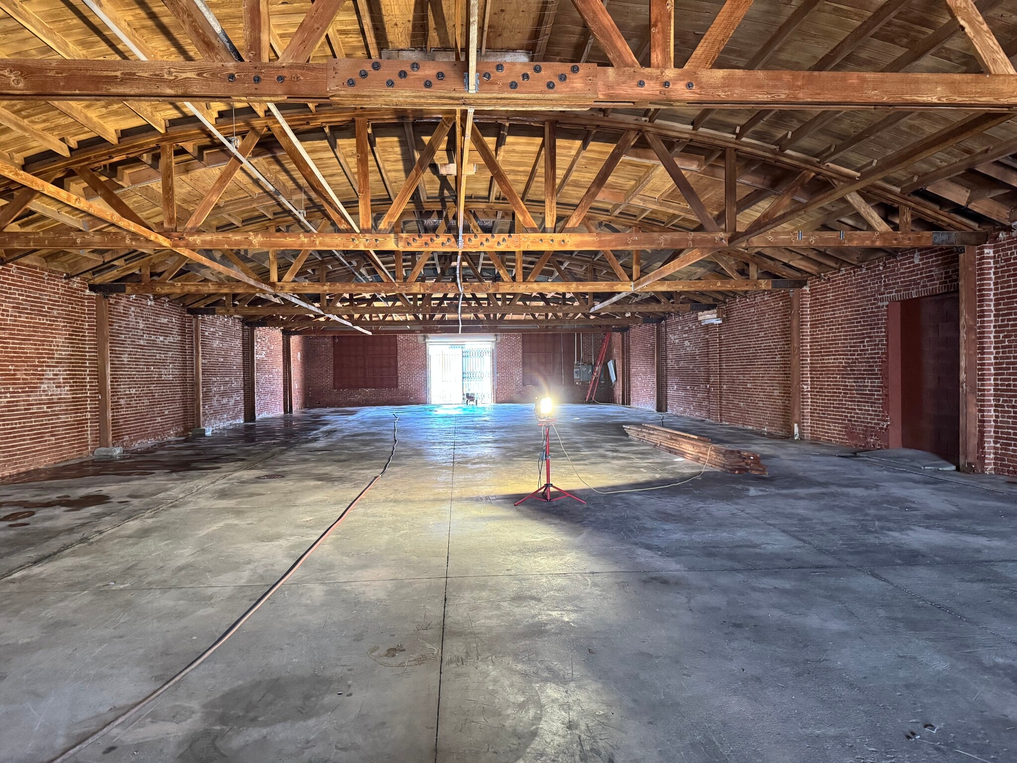 738 E 61st St, Los Angeles, CA for Rent