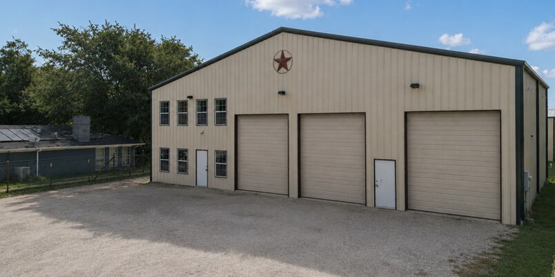 4925 Ben Day Murrin Rd, Fort Worth, TX for Sale