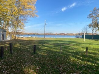 White Lake, MI Hospitality - 8230 Highland Rd