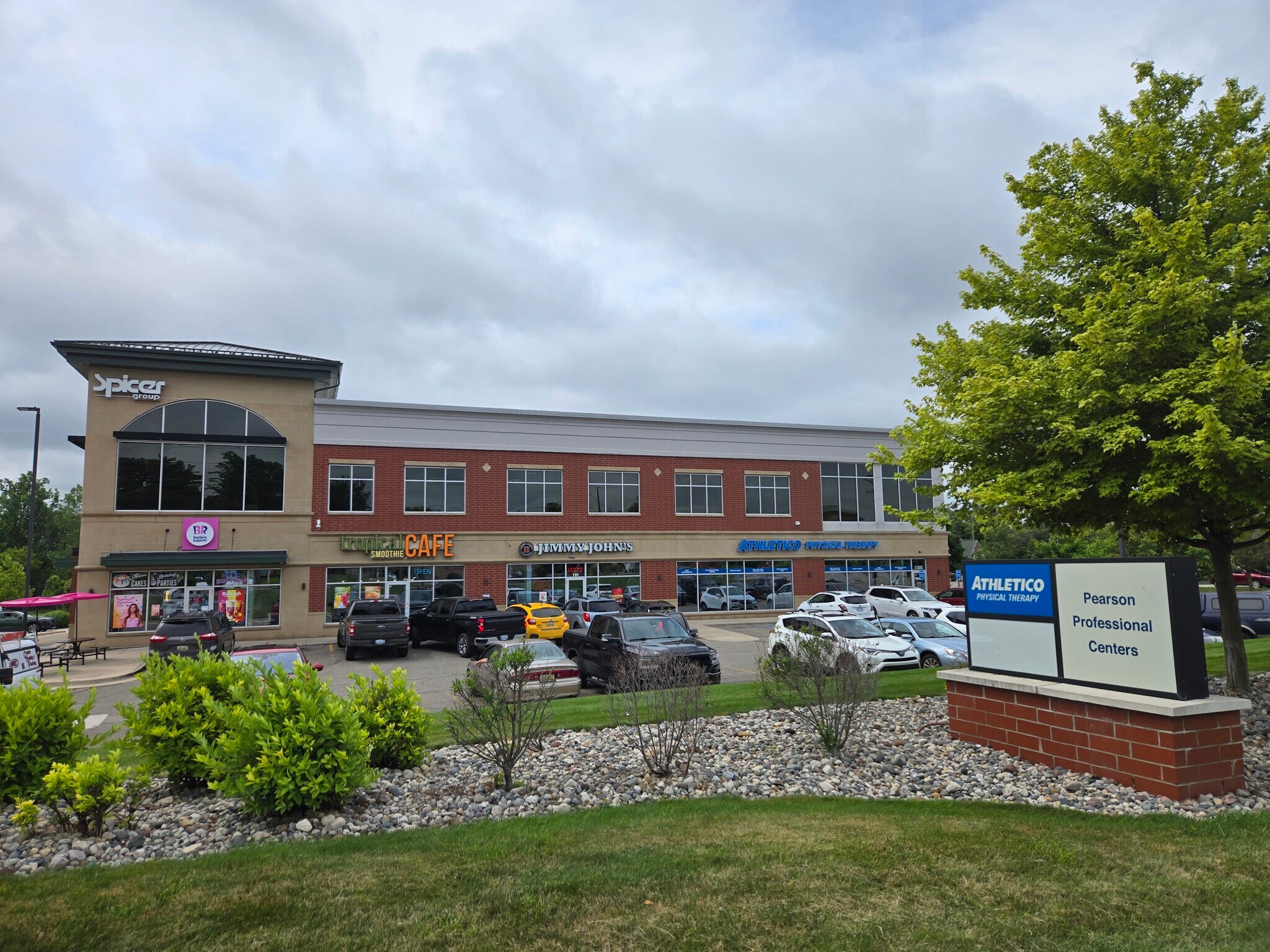 1595 W Lake Lansing Rd, East Lansing, MI for Rent