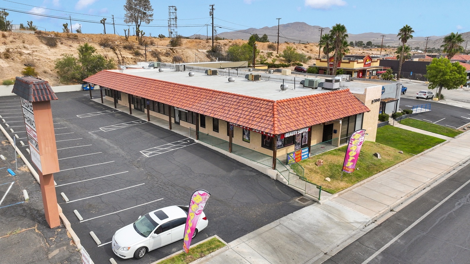 15048 7th St, Victorville, CA for Sale