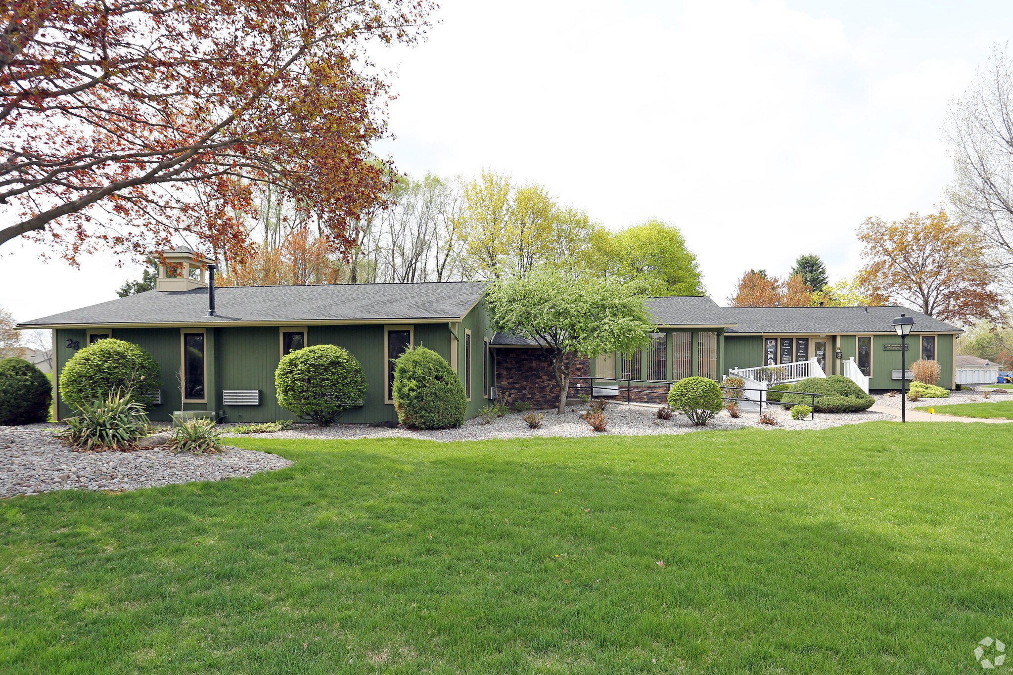 28 Willow Pond Way, Penfield, NY for Rent