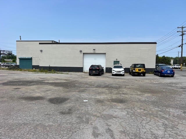 555 Orchard Park Rd, West Seneca, NY for Rent