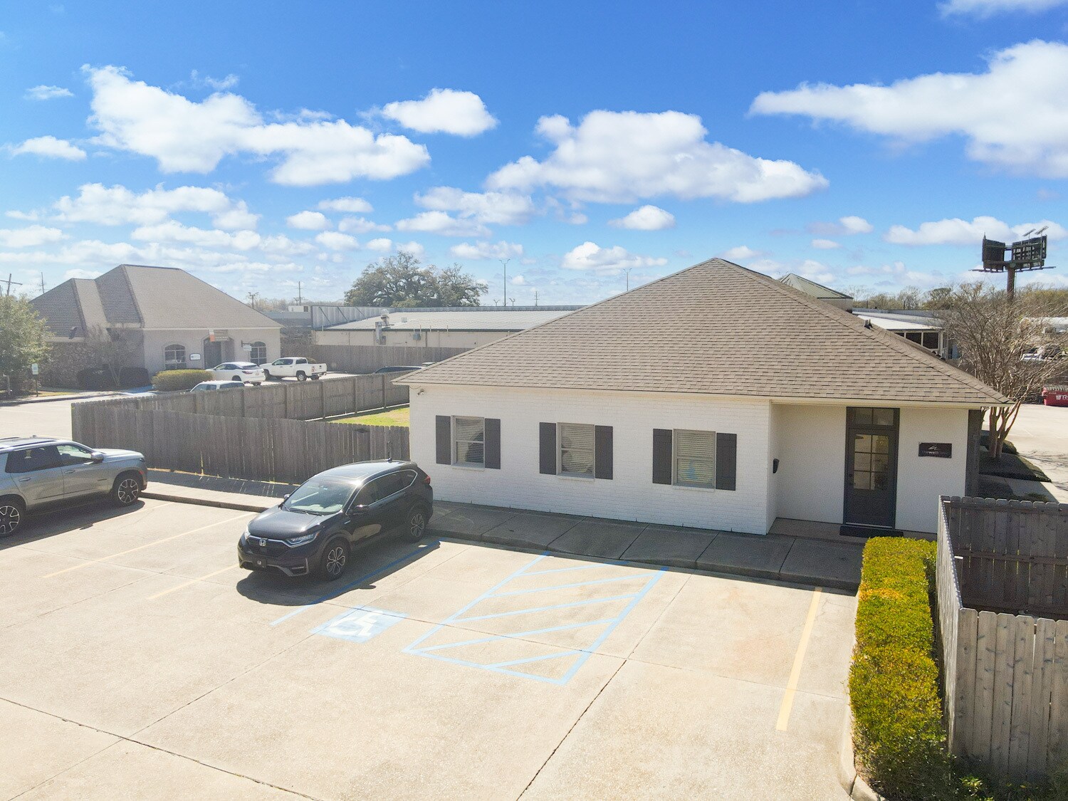 17505 Jefferson Hwy, Prairieville, LA for Sale
