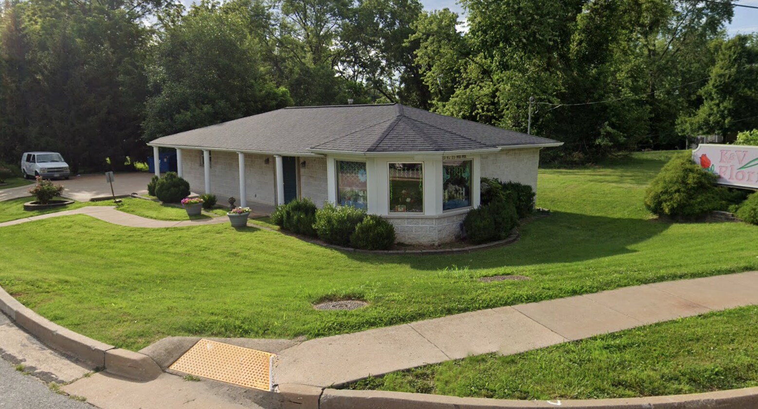23 Fee Fee Rd, Maryland Heights, MO for Sale
