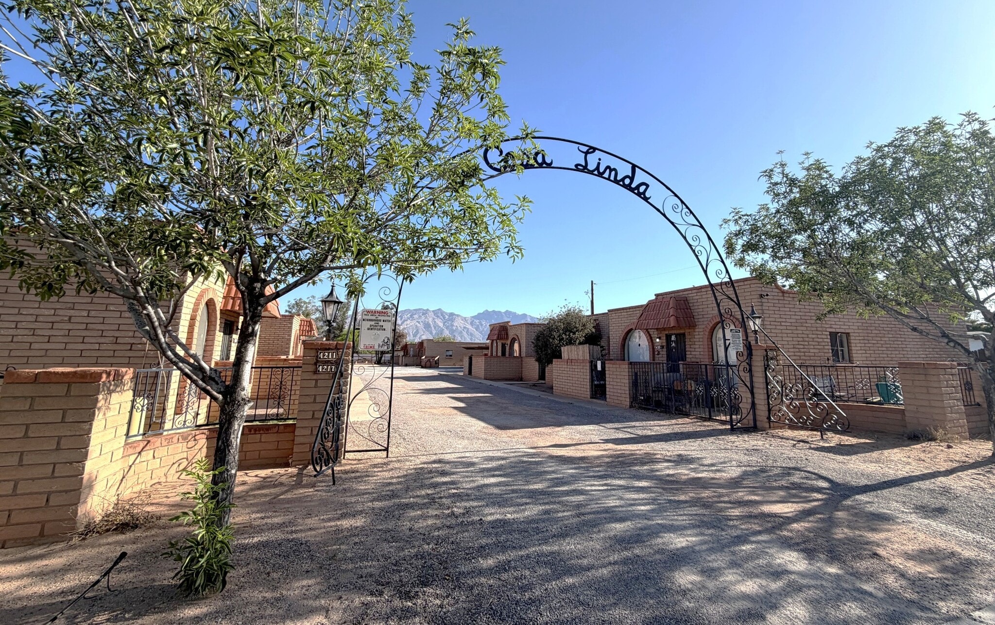 4211-4219 E Lee St, Tucson, AZ for Sale