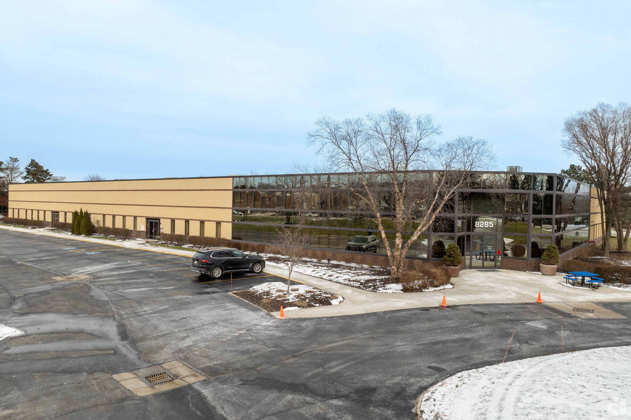 8285-8295 Darrow Rd, Twinsburg, OH for Rent