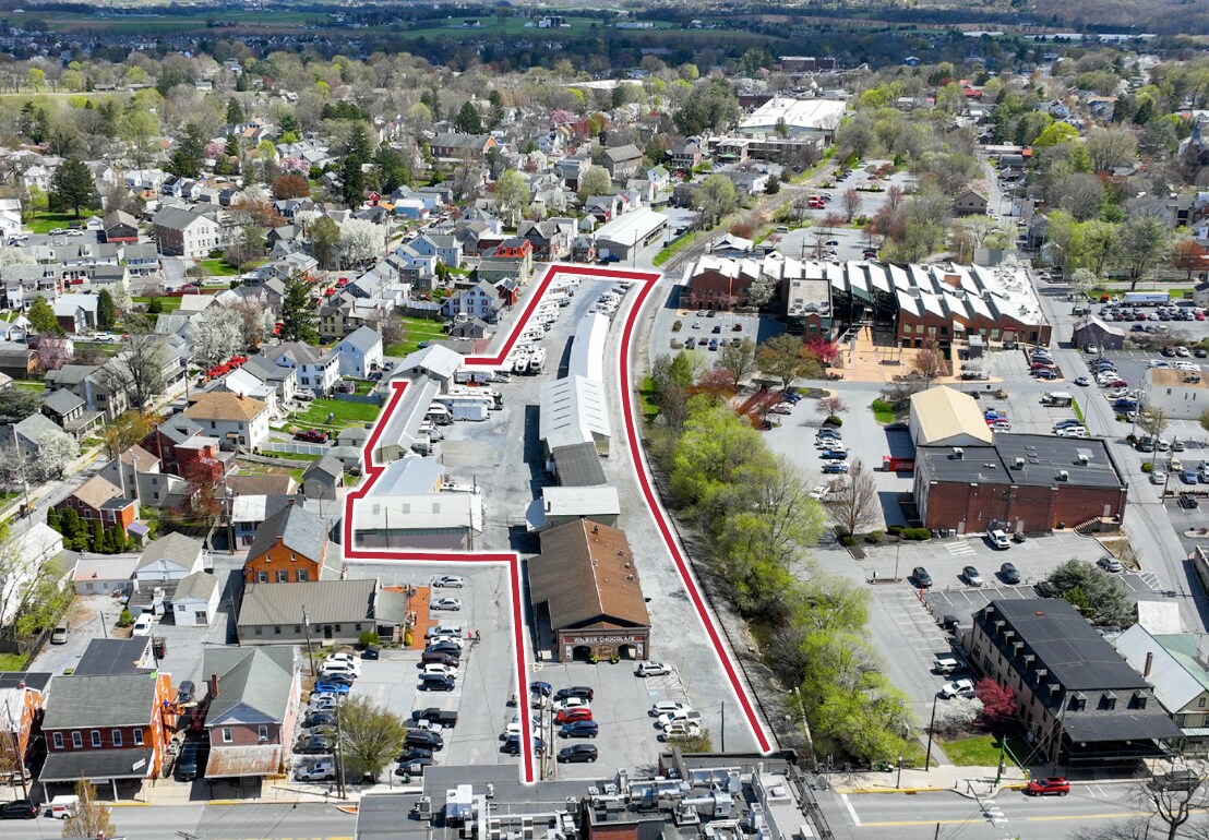 45 N Broad St, Lititz, PA for Sale