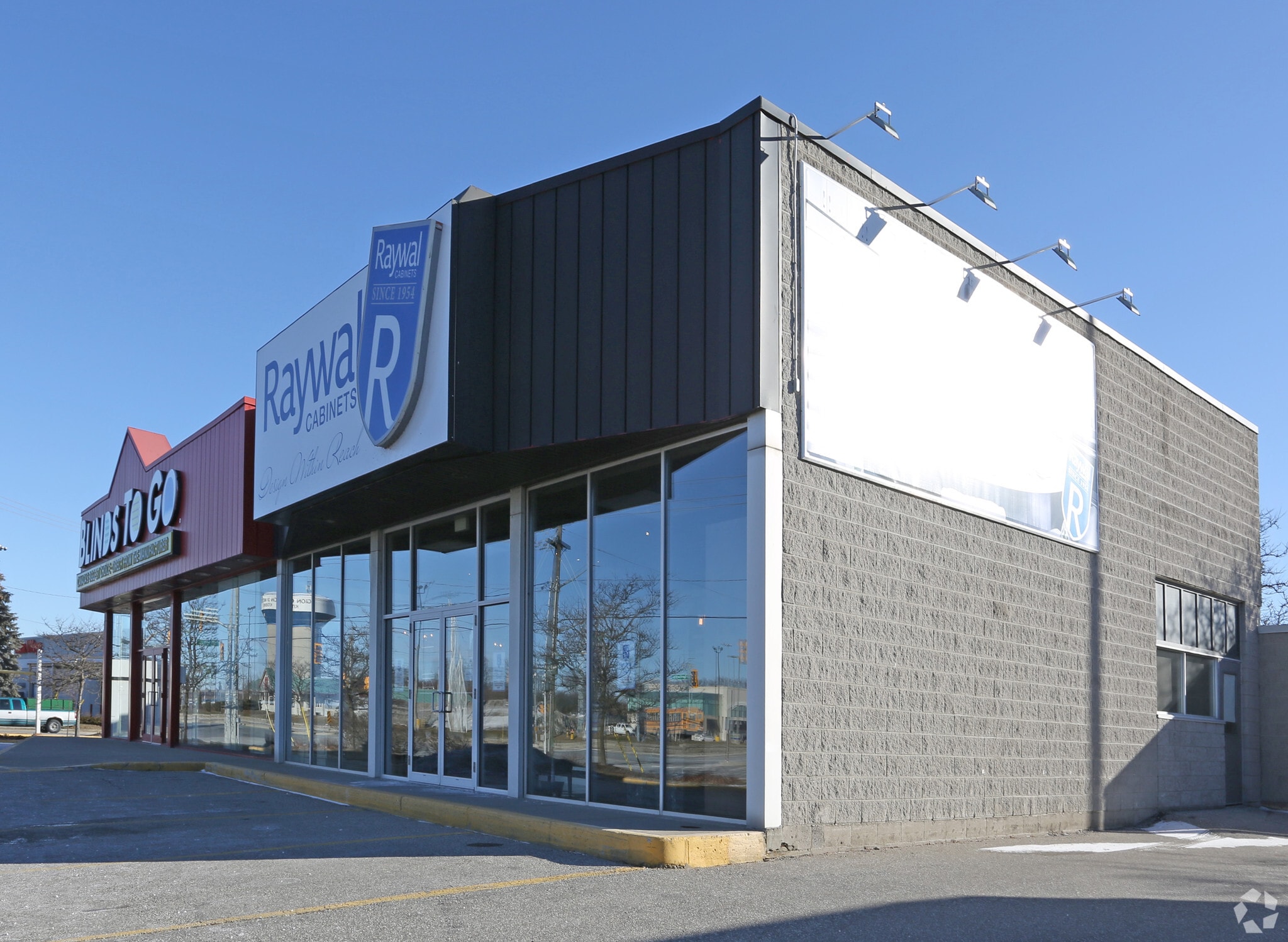 45 Sportsworld Dr, Kitchener, ON for Rent