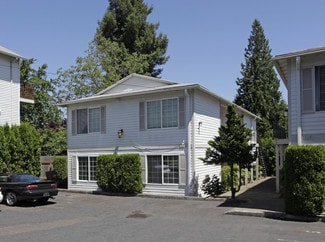 Portland, OR Apartments - 5920-5924 SW Hood Ave