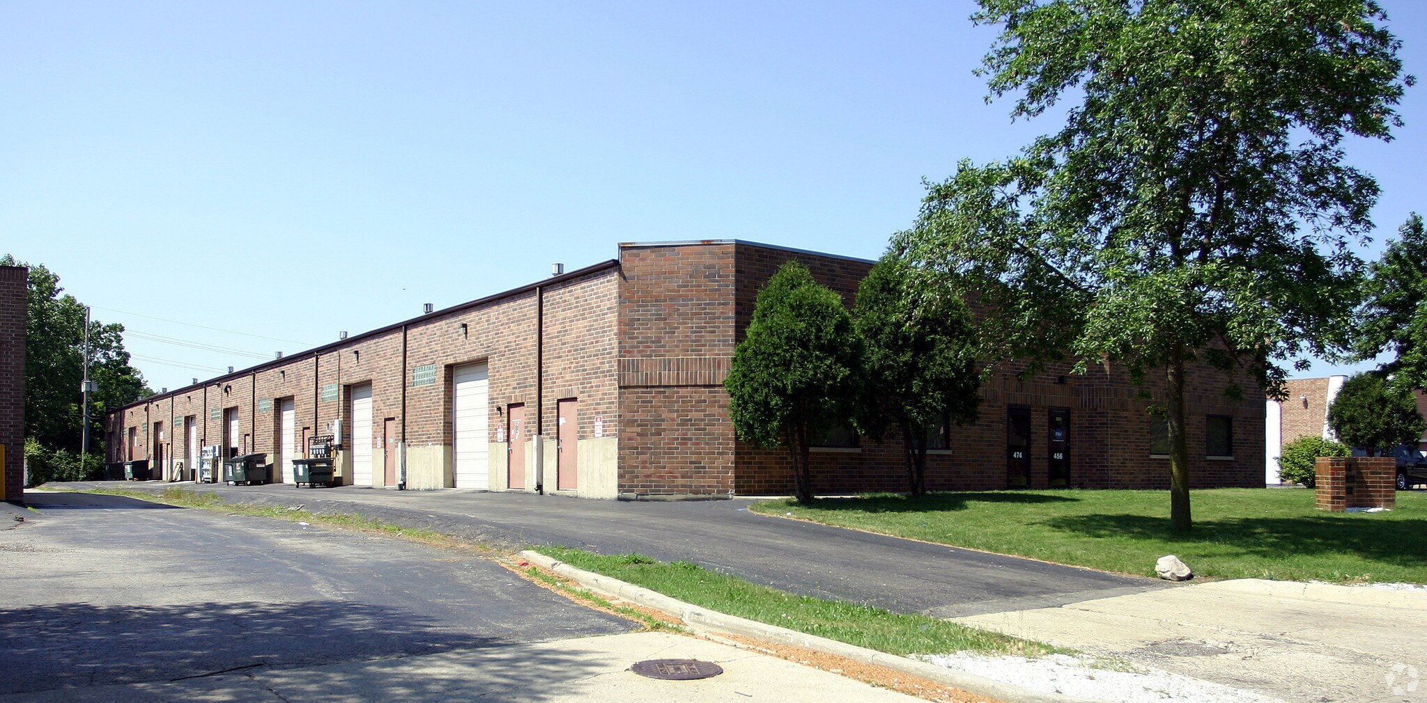 472 Randy Rd, Carol Stream, IL for Rent