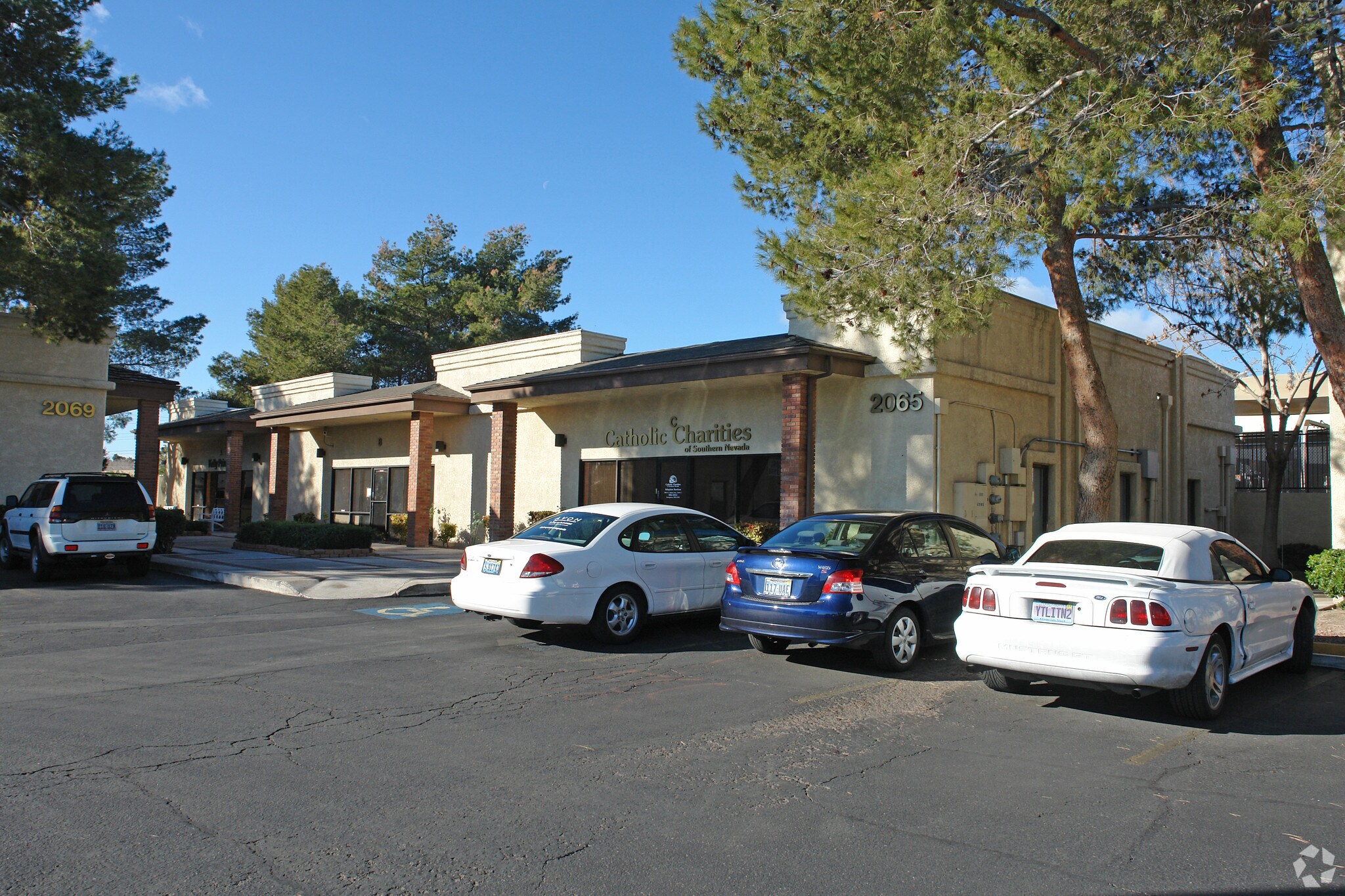 2065 E Sahara Ave, Las Vegas, NV for Rent