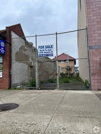 Long Beach, NY Commercial - 121 West Park Avenue