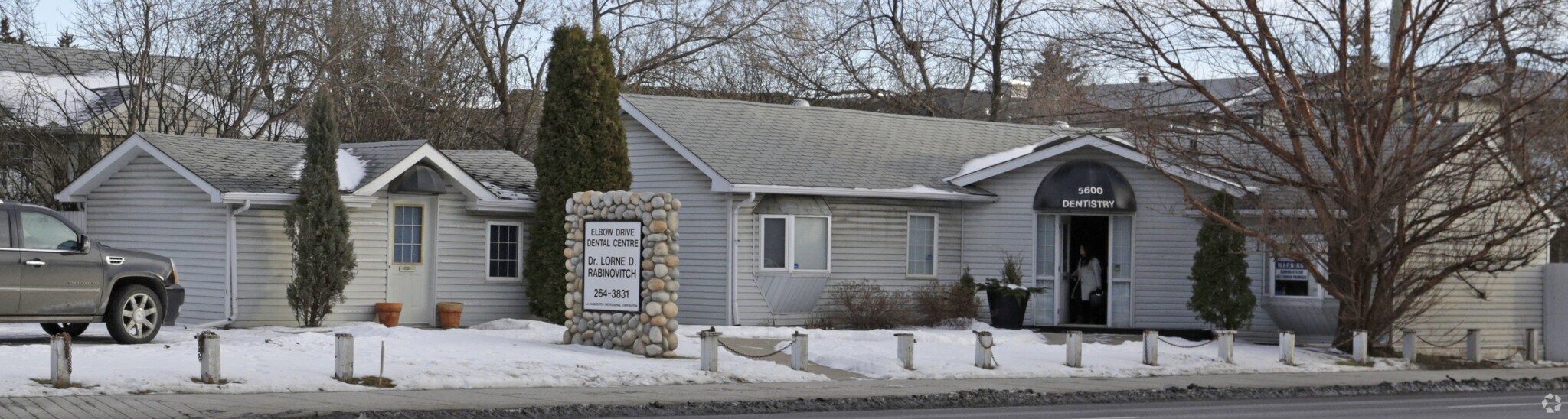 5600 Elbow Dr SW, Calgary, AB for Sale