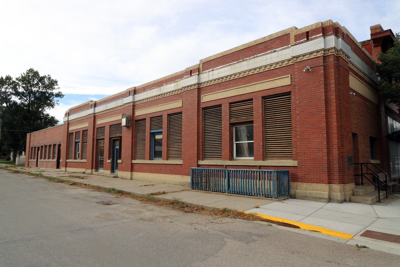 201 Main St, Roundup, MT for Sale