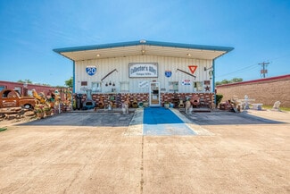 Wharton, TX Freestanding - 210 N Houston