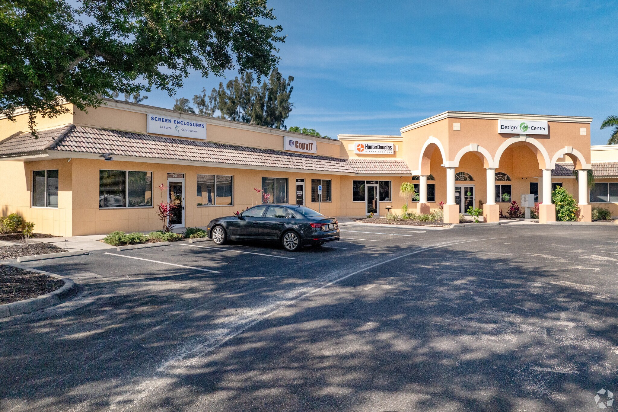 11637 Kelly Rd, Fort Myers, FL for Rent