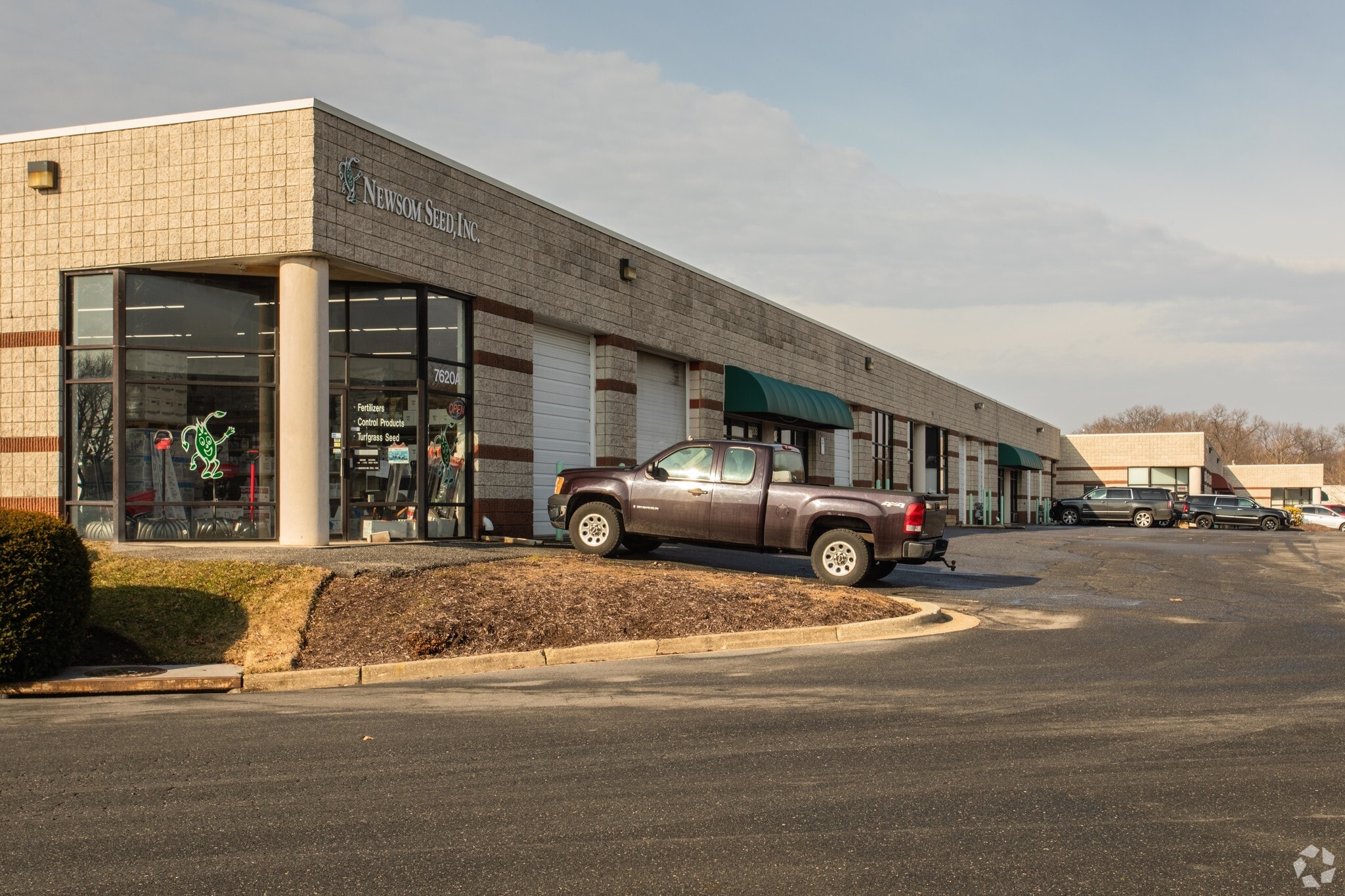 7610-7622 Rickenbacker Dr, Gaithersburg, MD for Rent