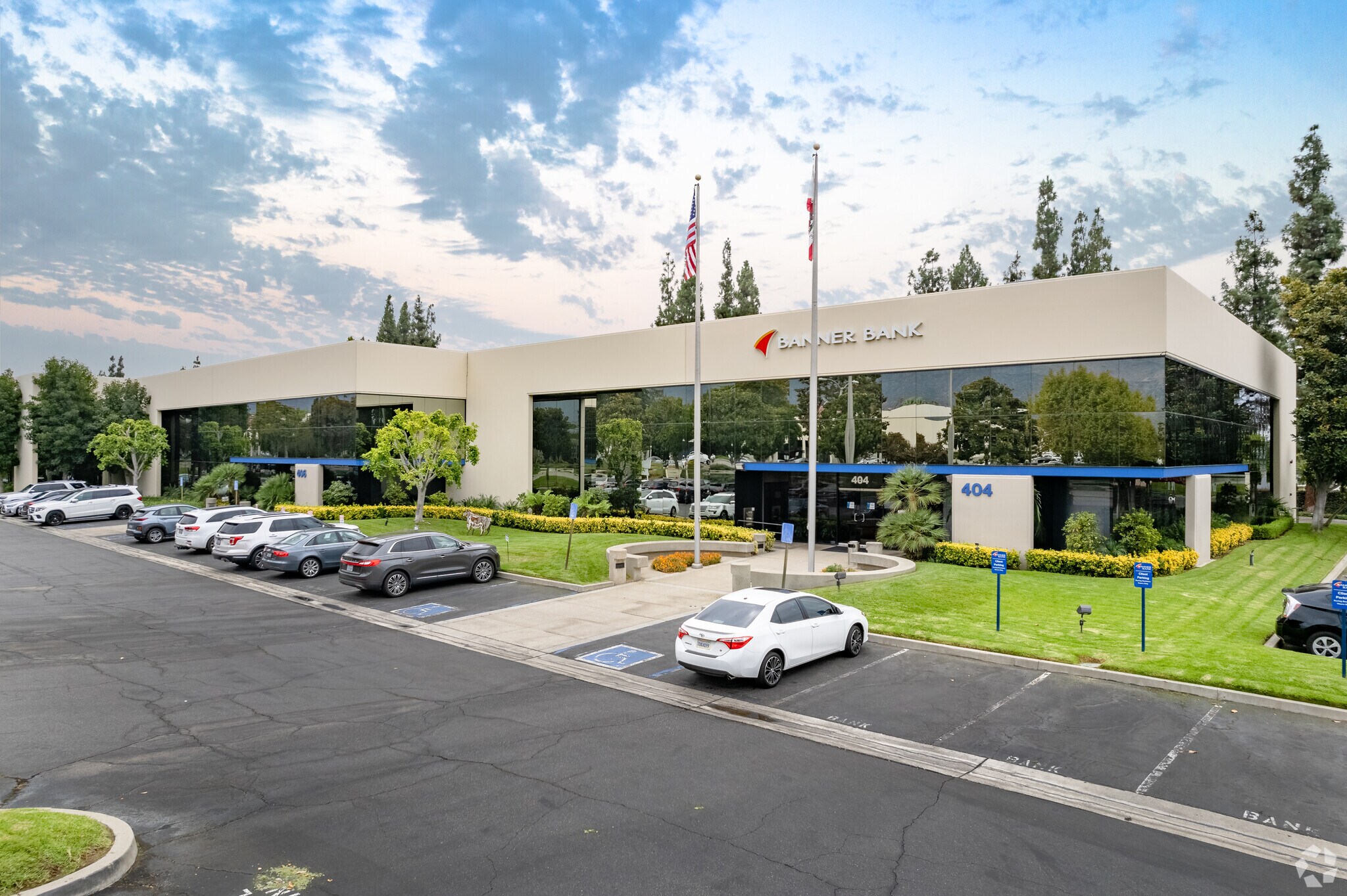 402-408 E Huntington Dr, Monrovia, CA for Rent