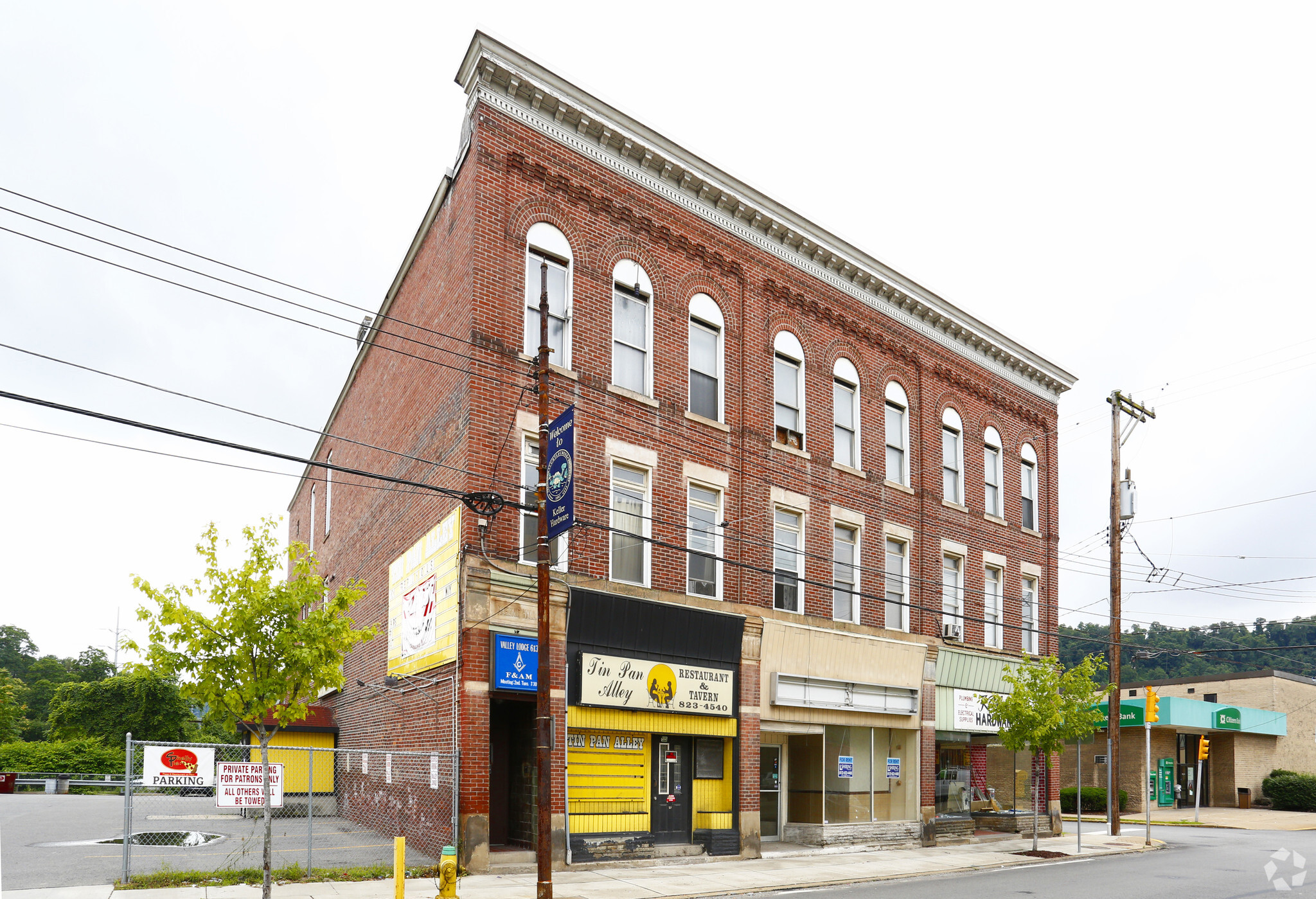 900-904 Penn Ave, Turtle Creek, PA for Rent