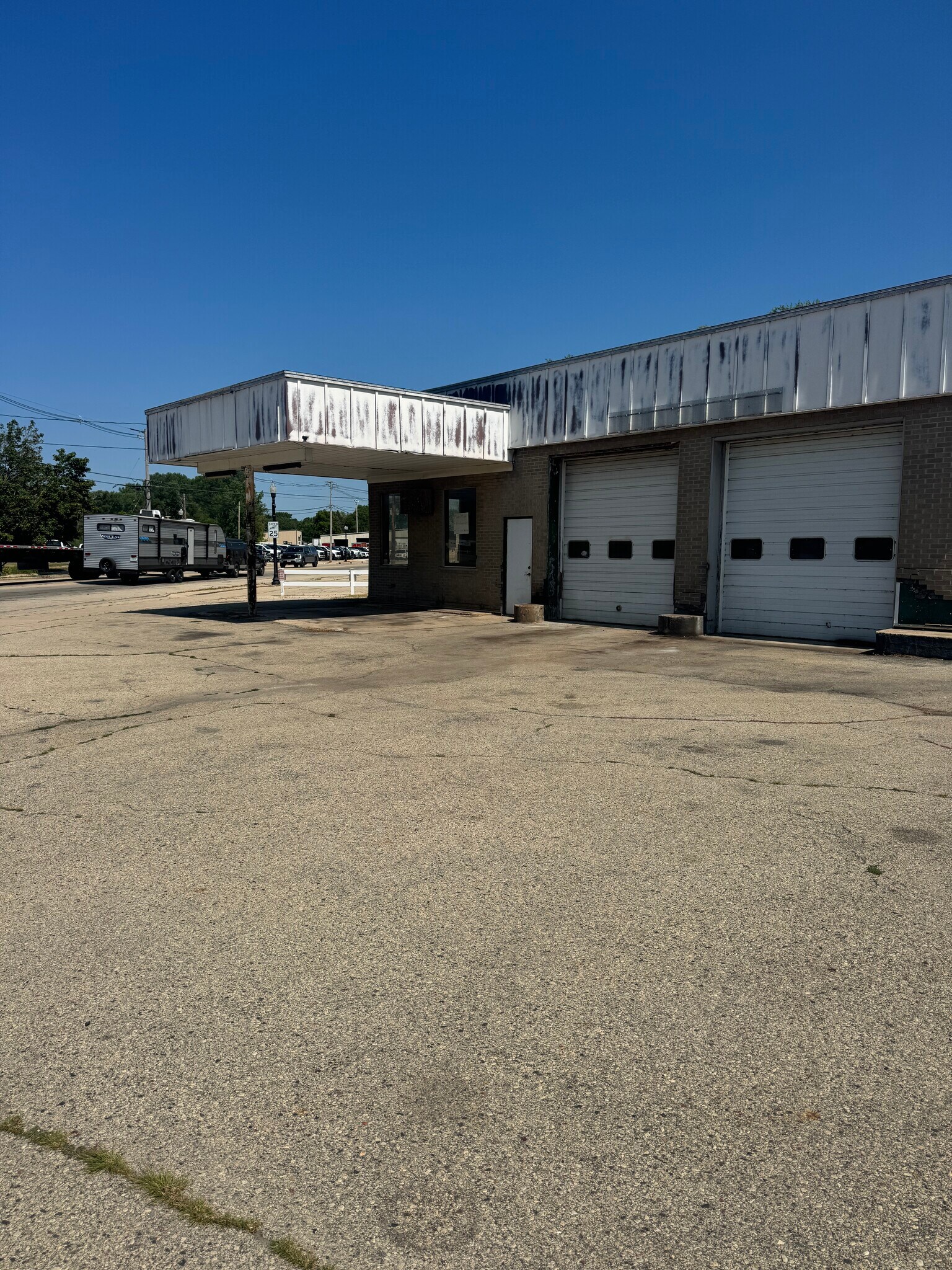 631 W Main St, Princeton, WI for Sale