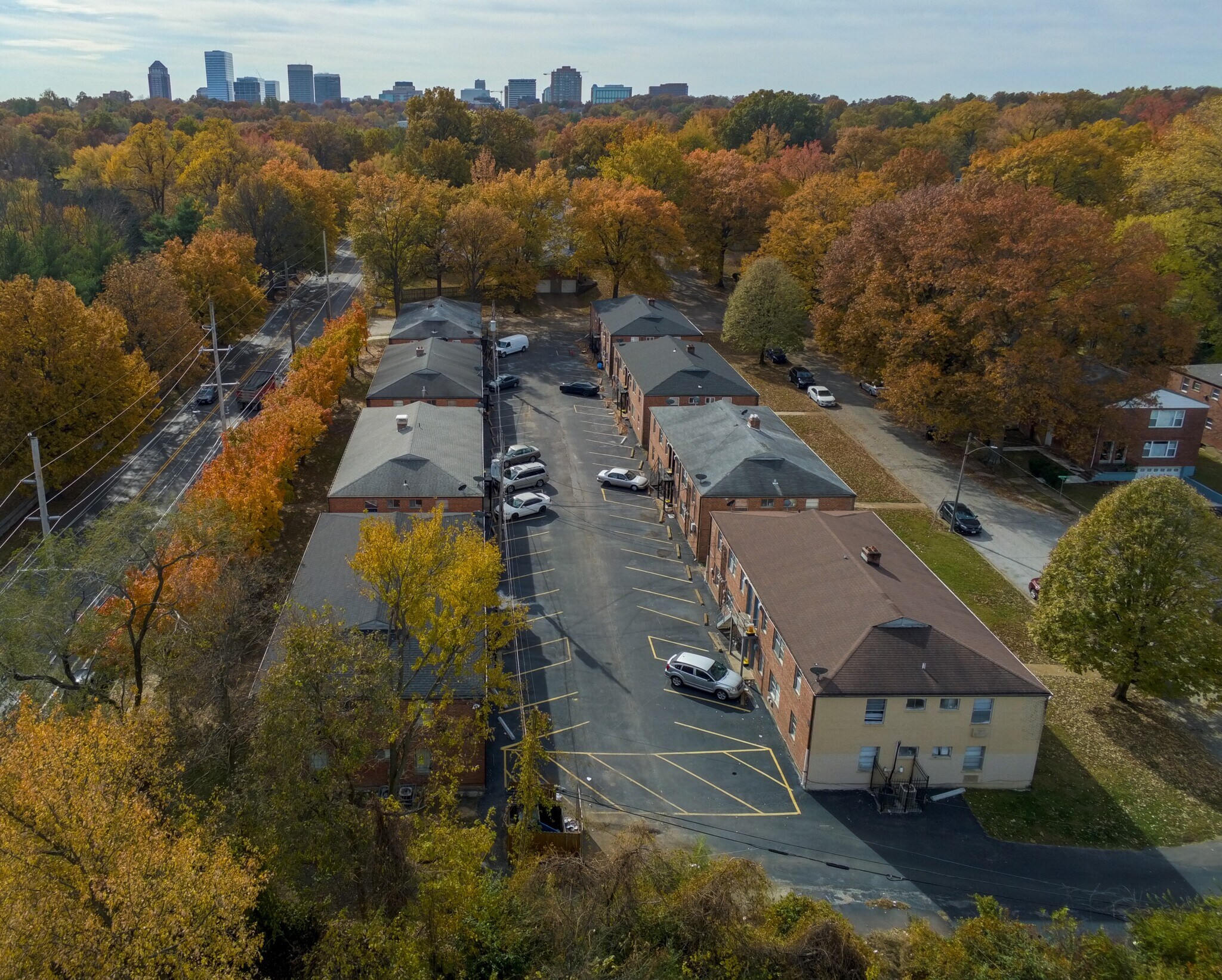 1000 Wild Cherry Ln University City, MO 63130 MultiFamily Property