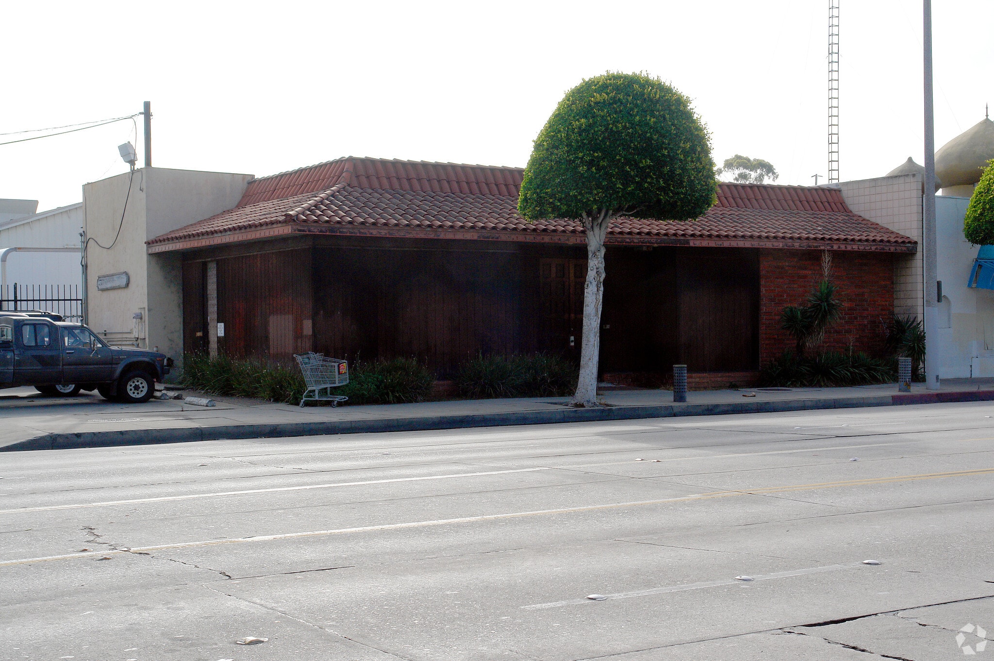 620 N La Brea Ave, Inglewood, CA for Rent