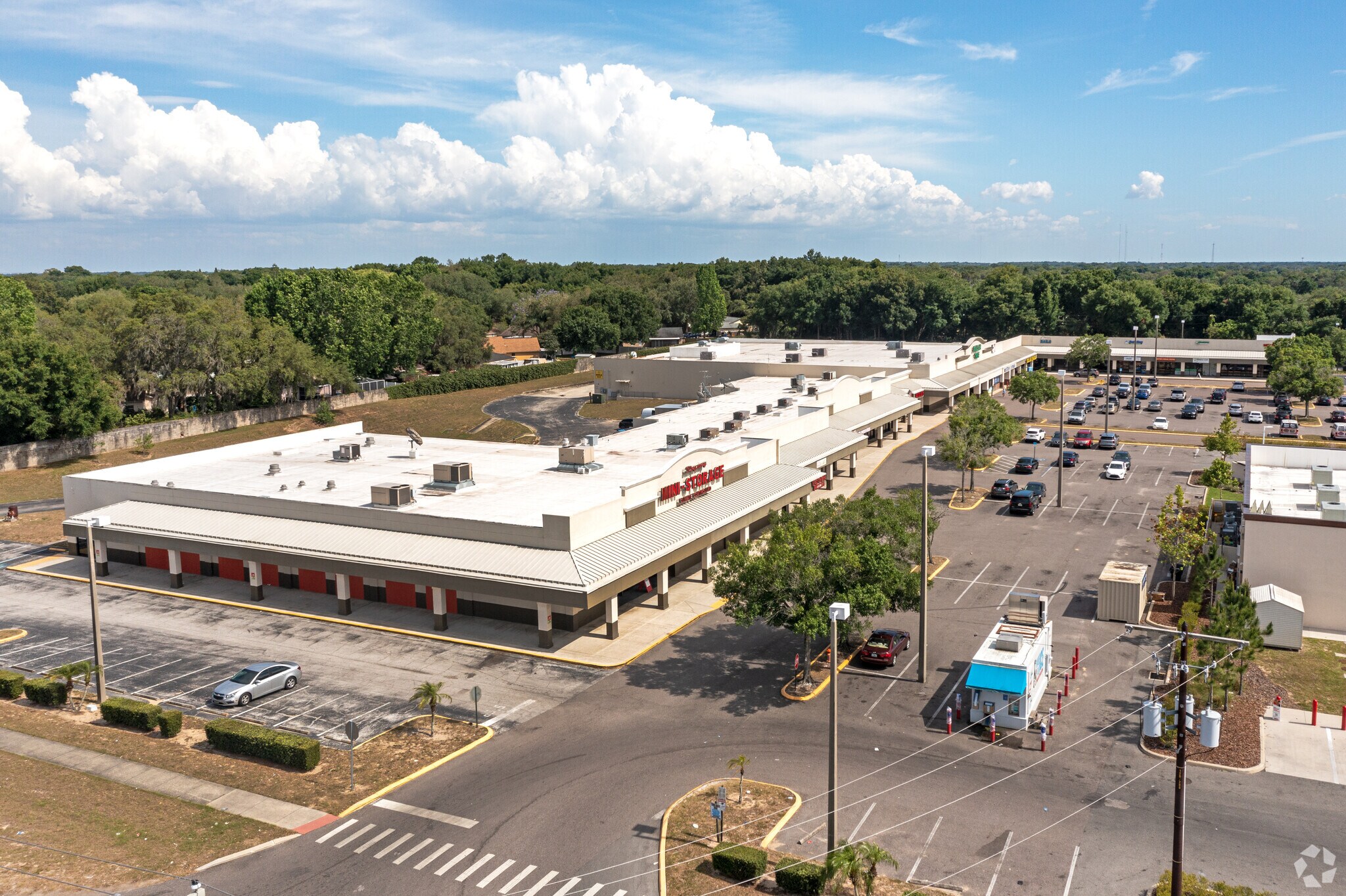 1211-1247 Kingsway Rd, Brandon, FL for Rent