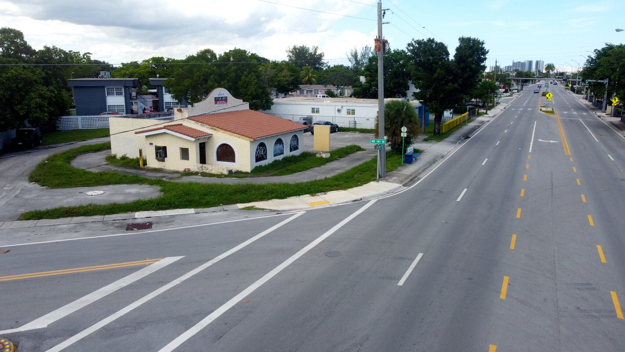 14100 W Dixie Hwy, North Miami, FL for Rent