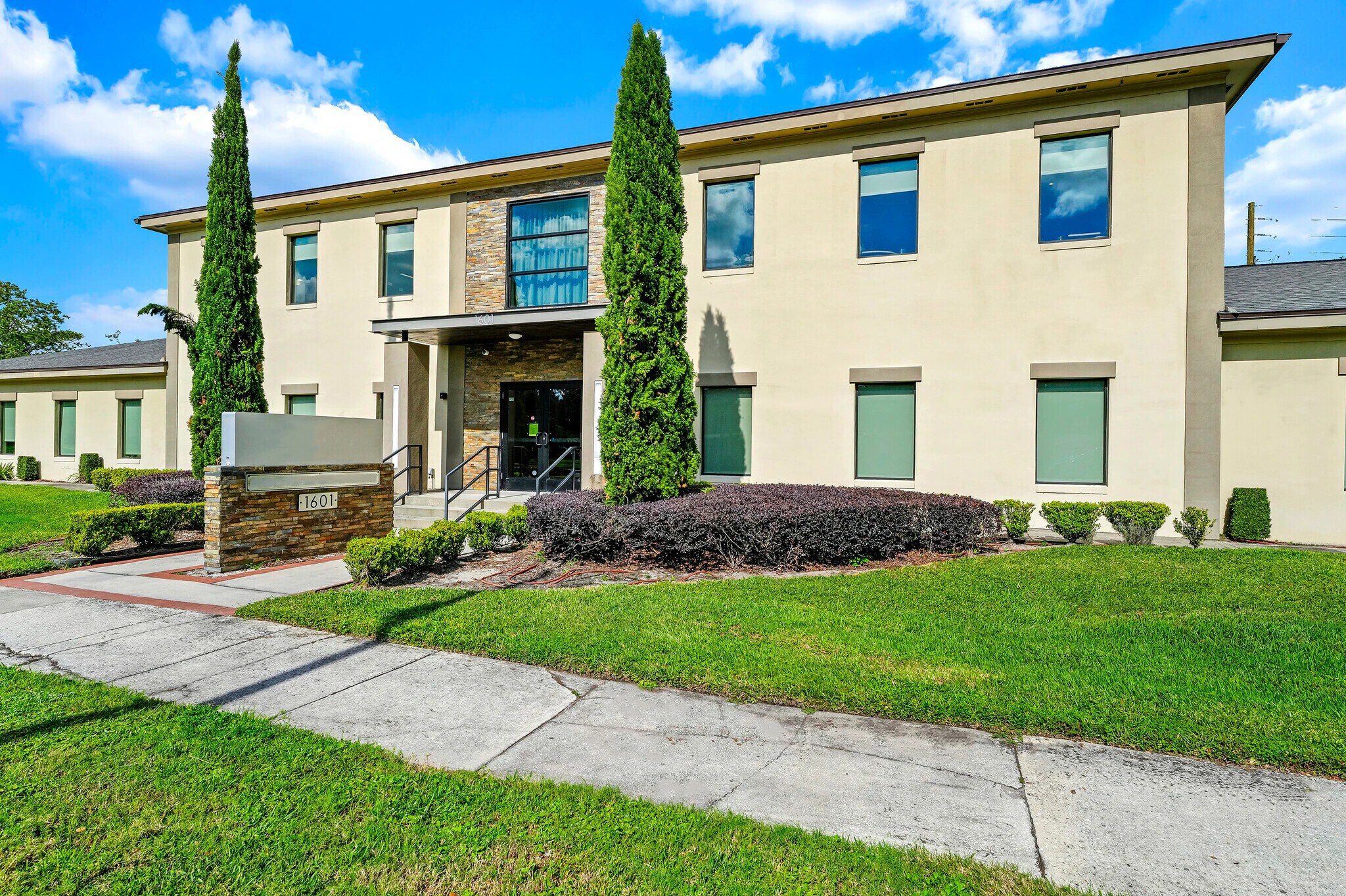 1601 W Colonial Dr, Orlando, FL for Rent