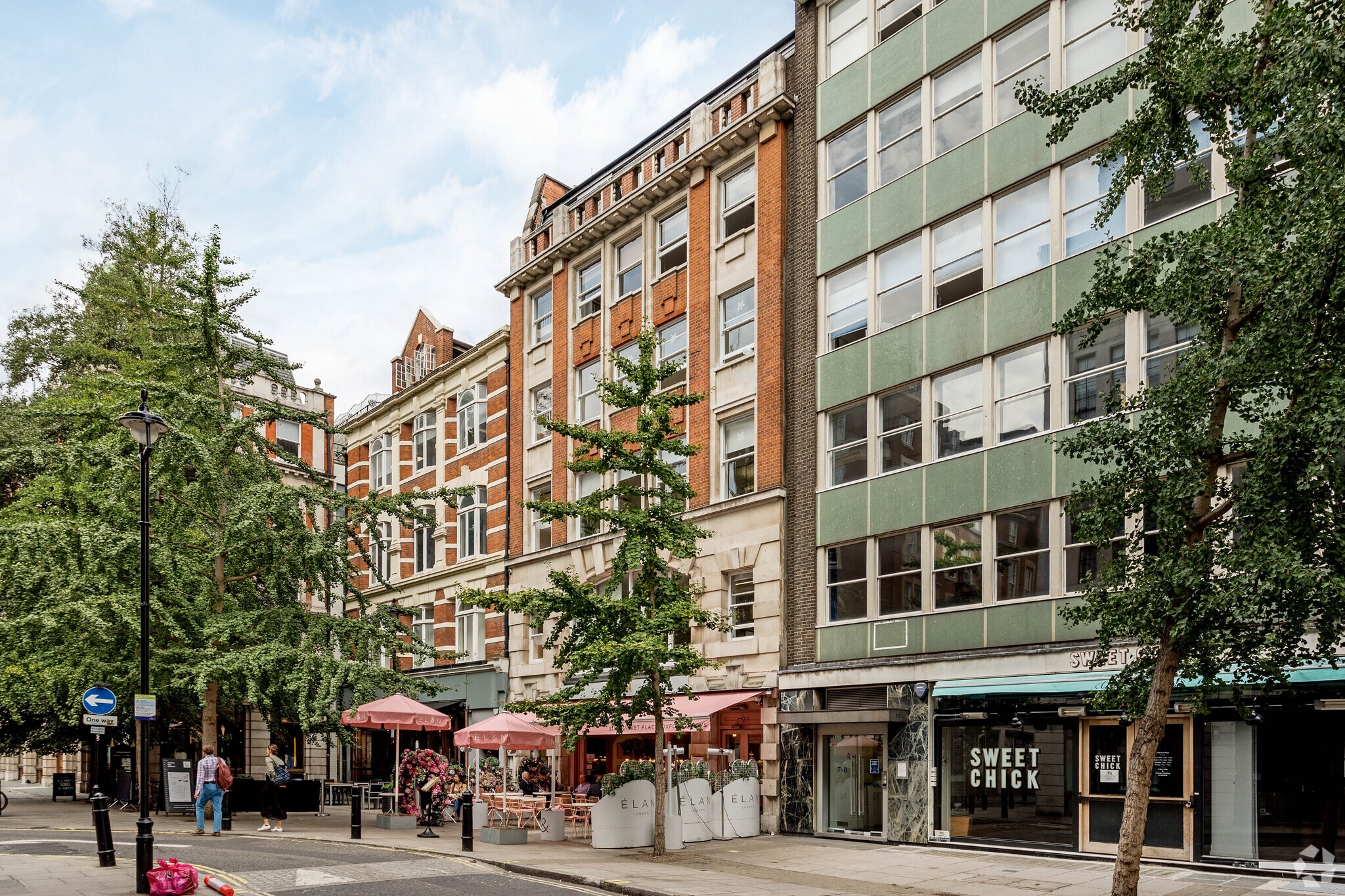 9-10 Market Pl, London, LND for Rent