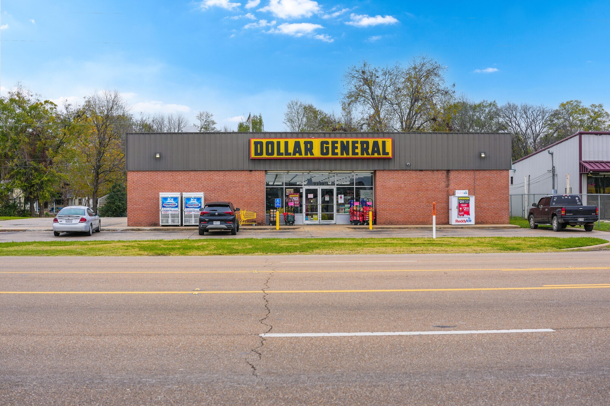 2228 US 82, Greenville, MS for Sale