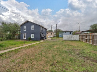 Kingsville, TX Multi-Family - 307 E Lee Ave