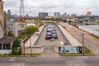 Dallas, TX Self-Storage Facilities - 3215 Hickory St