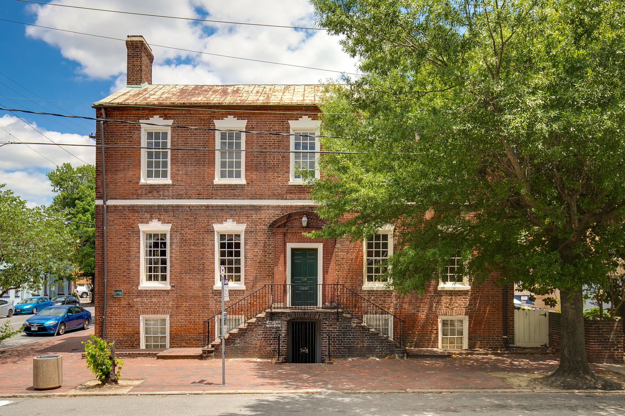100 E Main St, Richmond, VA for Sale