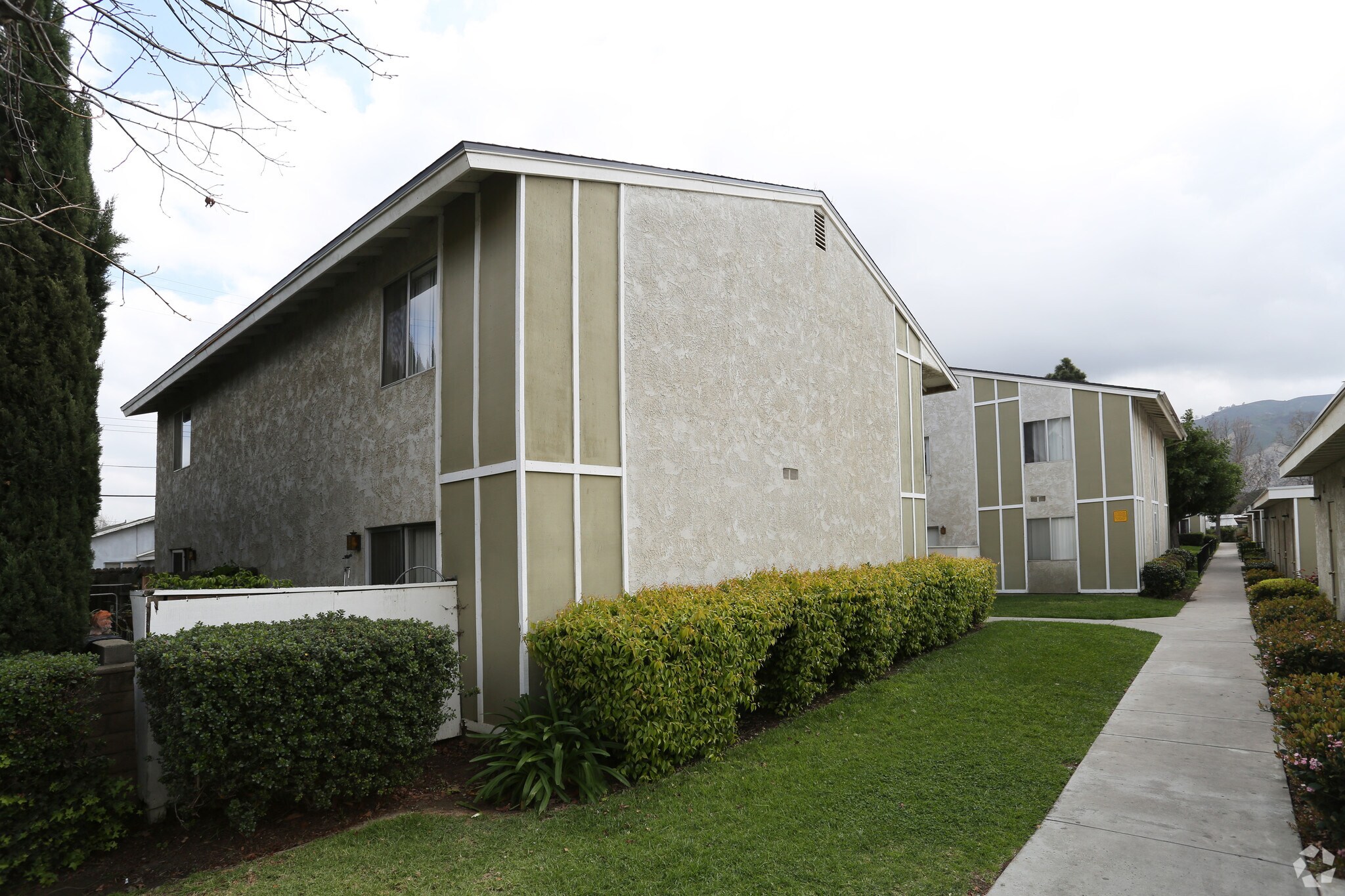 230 W Harvard Blvd Santa Paula, CA 93060 MultiFamily Property for